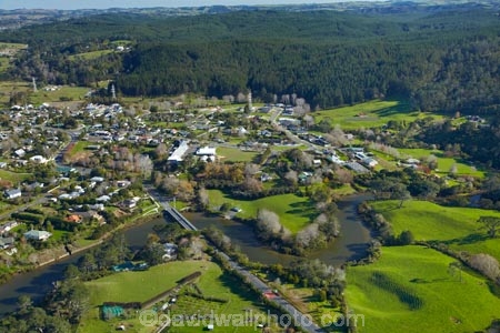 aerial;aerial-image;aerial-images;aerial-photo;aerial-photograph;aerial-photographs;aerial-photography;aerial-photos;aerial-view;aerial-views;aerials;Auckland;Auckland-region;communities;community;creek;creeks;home;homes;house;houses;housing;N.I.;N.Z.;neighborhood;neighborhoods;neighbourhood;neighbourhoods;New-Zealand;NI;North-Is;North-Island;NZ;Rangitopuni-Cr;Rangitopuni-Creek;real-estate;residences;residential;residential-housing;river;Riverhead;Riverhead-_-Coatesville-Highway;Riverhead-Forest;rivers;stream;streams;street;streets;suburb;suburban;suburbia;suburbs