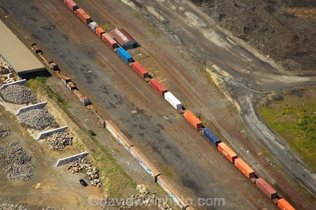 aerial;aerials;carriage;carriages;comntainers;container;freight;freight-train;new-zealand;north-is.;north-island;rail;rails;railway;railways;south-auckland;track;tracks;train;trains;transport;transportation;wagon;wagons