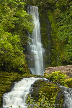 cascade;cascades;Catlins;Catlins-District;Catlins-Region;creek;creeks;falls;McLean-Falls;N.Z.;natural;nature;New-Zealand;NZ;Otago;S.I.;scene;scenic;SI;South-Is;South-Island;South-Otago;Sth-Is;Sth-Otago;stream;streams;water;water-fall;water-falls;waterfall;waterfalls;wet