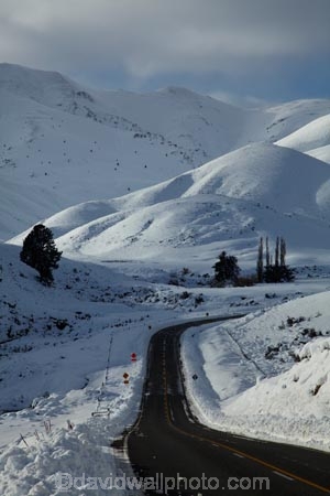 agricultural;agriculture;bend;bends;Central-Otago;centre-line;centre-lines;centre_line;centre_lines;centreline;centrelines;cold;coldness;corner;corners;country;countryside;curve;curves;Daytime;driving;East-Otago;Exterior;extreme-weather;farm;farming;farmland;farms;field;fields;freeze;freezing;high-country;highway;highways;hill;hills;Landscape;Landscapes;Maniototo;meadow;meadows;mountain;mountains;N.Z.;natural;Nature;New-Zealand;NZ;open-road;open-roads;Otago;Outdoor;Outdoors;Outside;paddock;paddocks;pasture;pastures;Pig-Root-Highway;Pig-Root-Road;Pig-Route-Highway;Pig-Route-Road;Pigroot-Highway;Pigroot-Road;Pigroute;Pigroute-Highway;Pigroute-Road;road;road-trip;roads;rural;S.I.;Scenic;Scenics;Season;Seasons;SH-85;SH85;SI;snow;snowfall;snowy;snowy-hills;snowy-mountains;South-Is;South-Is.;South-Island;State-Highway-85;State-Highway-Eighty-Five;Sth-Is;straight;straights;The-Pig-Route;The-Pigroot;transport;transportation;travel;traveling;travelling;trip;Waitaki-District;Waitaki-Region;weather;white;winter;winter-driving;winter-driving-conditions;winter-road;winter-road-conditions;winter-roads;Wintertime;wintery;wintry