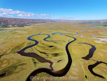 aerial;aerial-image;aerial-images;aerial-photo;aerial-photograph;aerial-photographs;aerial-photography;aerial-photos;aerial-view;aerial-views;aerials;agricultural;agriculture;back_water;backwater;bend;bends;Central-Otago;country;countryside;curve;curves;drone-photo;drone-photography;farm;farming;farmland;farmlands;farms;field;fields;flood-plain;flood-plains;floodplain;floodplains;geology;green;horse_shoe-bend;horseshoe-bend;Maniototo;marsh;marshes;meadow;meadows;meander;meandering;meandering-river;meandering-rivers;N.Z.;natural;new-zealand;nz;ocean;Otago;oxbow;oxbow-bend;oxbow-curve;oxbow-lake;oxbow-river;paddock;paddocks;Paerau;pasture;pastures;river;rivers;rural;S.I.;scroll-plain;Serpentine;SI;South-Is;south-island;Sth-Is;swamp;swamps;swirl;swirling;swirly;Taieri-River;Taieri-River-Scroll-Plain;Taieri-Scroll-Plain;U.A.V.;uav-photo;uav-photography;Upper-Taieri-River;water;waterway;waterways;wetland;wetlands;winding;windy