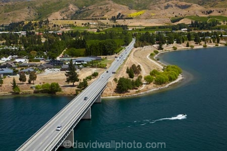 bridge;bridges;Central-Otago;Cromwell;Cromwell-Bridge;Deadmans-Point-Bridge;Deadmans-Point-Bridge;infrastructure;lake;Lake-Dunstan;lakes;N.Z.;New-Zealand;NZ;Otago;road-bridge;road-bridges;S.I.;SI;South-Is;South-Island;Sth-Is;summer;traffic-bridge;traffic-bridges;transport