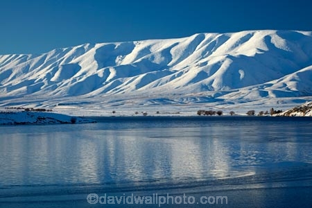 Aotearoa;Central-Otago;cold;Coldness;dam;dams;extreme-weather;Falls-Dam;freeze;freezing;Hawkdun-Ra;Hawkdun-Range;ice;icy;irrigation-dam;lake;lakes;Maniototo;mountain;mountains;N.Z.;New-Zealand;NZ;Otago;Oteake-Conservation-Park;Oteake-Park;range;ranges;S.I.;Scenic;Scenics;Season;Seasons;SI;snow;snowy;snowy-mountain;snowy-mountains;South-Is;South-Island;Sth-Is;weather;white;winter;Wintertime;wintery;wintry