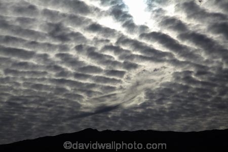 Aotearoa;autocumulus;autocumulus-undulatus;Bannockburn;Central-Otago;cloud;clouds;cloudy;gray-cloud;gray-clouds;grey-cloud;grey-clouds;N.Z.;New-Zealand;NZ;Otago;ripple;ripple-cloud;rippled;ripples;S.I.;SI;skies;sky;South-Is;South-Island;Sth-Is;undulatus-cloud;undulatus-clouds;wave-cloud;weather