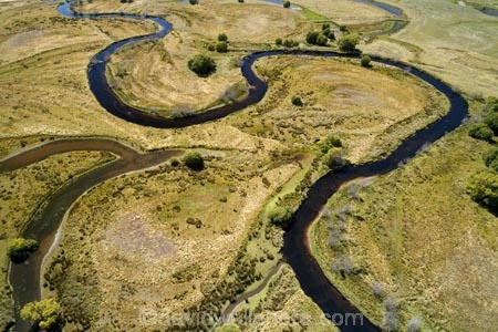 aerial;Aerial-drone;Aerial-drones;aerial-image;aerial-images;aerial-photo;aerial-photograph;aerial-photographs;aerial-photography;aerial-photos;aerial-view;aerial-views;aerials;agricultural;agriculture;back_water;backwater;bend;bends;Central-Otago;country;countryside;curve;curves;Drone;drone-photo;drone-photography;Drones;farm;farming;farmland;farmlands;farms;field;fields;flood-plain;flood-plains;floodplain;floodplains;geology;green;horse_shoe-bend;horseshoe-bend;Maniototo;marsh;marshes;meadow;meadows;meander;meandering;meandering-river;meandering-rivers;N.Z.;natural;new-zealand;NZ;Otago;oxbow;oxbow-bend;oxbow-curve;oxbow-lake;oxbow-river;paddock;paddocks;pasture;pastures;Patearoa;river;rivers;rural;S.I.;scroll-plain;Serpentine;SI;South-Is;south-island;Sth-Is;swamp;swamps;swirl;swirling;swirly;Taieri-River;Taieri-River-Scroll-Plain;Taieri-Scroll-Plain;Upper-Taieri-River;water;waterway;waterways;wetland;wetlands;winding