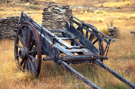 alluvial;Bendigo-Goldfields;cart-wheel;cartwheel;cottage;deserted;gold-fields;gold-mine;gold-rush;gold-town;goldfield;goldrush;grass;historical;history;horse-drawn;horse_drawn;horsedrawn;miners;past;quartz-crushing;quartz-reefs;relic;ruin;scrub;shaft;shafts;stone;stone-cottage;stone-hut;stone-ruin;town;wheel;wood;wooden;wreck