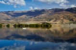 boat;boats;calm;Central-Otago;Clutha-Arm;fishing;lake;Lake-Dunstan;lakes;mountain;mountain-range;mountains;N.Z.;New-Zealand;NZ;Otago;Pisa-Mountain;Pisa-Range;placid;pleasure-boat;pleasure-boats;power-boat;power-boats;quiet;range;ranges;reflected;reflection;reflections;S.I.;serene;SI;smooth;South-Is;South-Is.;South-Island;Sth-Is;still;tranquil;water