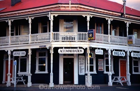 accommodation;backpackers;backpacking;balcony;colonial;historic;historical;holiday;hotels;pub;pubs;tourism