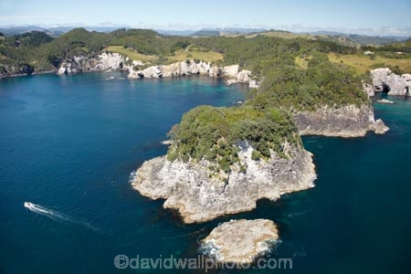 3693;aerial;aerial-photo;aerial-photograph;aerial-photographs;aerial-photography;aerial-photos;aerial-view;aerial-views;aerials;bluff;bluffs;cliff;cliffs;coast;coastal;coastline;coastlines;coasts;coromandel;coromandel-peninsula;foreshore;geological;geology;Hahei;island;Mercury-Bay;N.I.;N.Z.;new;New-Zealand;NI;north;North-Is;north-is.;North-Island;NZ;ocean;peninsula;rock;rock-formation;rock-formations;rock-outcrop;rock-outcrops;rock-tor;rock-torr;rock-torrs;rock-tors;rocks;sea;shore;shoreline;shorelines;shores;stone;Te-Pupuha-Point;Te-Pupuha-Pt;Waikato;water;zealand