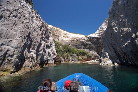 bluff;bluffs;boat;boat-tour;boat-tours;boat-trip;boat-trips;boats;cliff;cliffs;Coromandel;Coromandel-Peninsula;cruise;cruises;Hahei;launch;launches;N.I.;N.Z.;New-Zealand;NI;North-Is;North-Is.;North-Island;NZ;pleasure-boat;pleasure-boats;Sea-Cave-Adventures;speed-boat;speed-boats;tour-boat;tour-boats;tourism;tourist;tourist-boat;tourist-boats;Waikato;water;Whitianga-Adventures