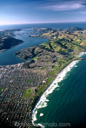 beach;sand;forbury;wave;waves;harbor;harbors;harbours;ocean;pacific;sea