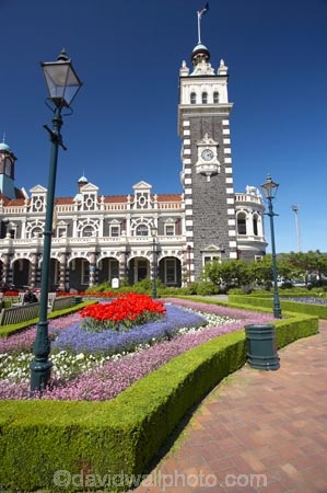 1906;architecture;bloom;blooming;blooms;Box-Hedge;box-hedging;building;buildings;clock;clock-tower;clock-towers;color;colorful;colors;colour;colourful;colours;council-gardens;Dunedin;Dunedin-Railway-Station;Flemish-Renaissance-style;floral;flower;flower-bed;flower-beds;flower-garden;flower-gardens;flowers;fresh;garden;gardens;George-A-Troup;Gingerbread-George;grow;growth;heritage;historic;historic-building;historic-buildings;historical;historical-building;historical-buildings;history;N.Z.;New-Zealand;NZ;old;Otago;rail-station;rail-stations;railway;railway-station;railway-stations;railways;renew;S.I.;season;seasonal;seasons;SI;South-Is.;South-Island;spring;Spring-Flowers;springtime;tradition;traditional;train-station;train-stations;tulip;tulips