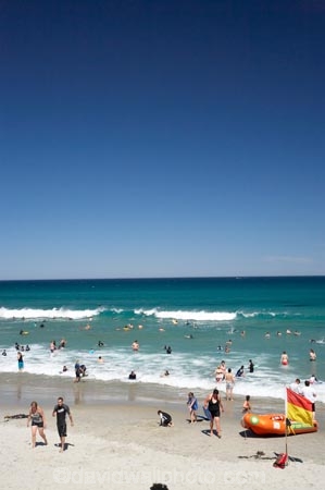 beach;beaches;coast;coastal;coastline;crowd;crowds;Dunedin;flags;fun;hot;inflatable-rubber-boat;inflatable-rubber-boats;irb;leisure;N.Z.;New-Zealand;NZ;ocean;oceans;Otago;people;play;rescue-boat;rescue-boats;S.I.;Saint-Clear-Beach;sand;sandy;sea;seas;shore;shoreline;SI;South-Is.;South-Island;St-Clair-Beach;St.-Clair-Beach;summer;summertime;surf-lifesaving-flag;swimmers;swimming