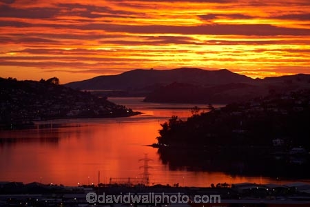 break-of-day;calm;cloud;clouds;dawn;dawning;daybreak;Dunedin;first-light;harbor;harbors;harbour;harbours;morning;N.Z.;New-Zealand;NZ;orange;Otago;Otago-harbor;Otago-Harbour;Otago-Peninsula;placid;quiet;reflection;reflections;S.I.;serene;SI;skies;sky;smooth;South-Is.;South-Island;still;sunrise;sunrises;sunup;tranquil;twilight;water
