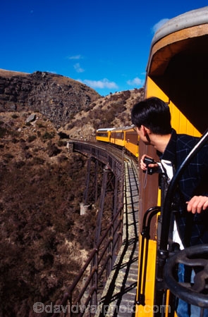 bridge;bridges;train;trains;carriage;carriages;historic;historical;high;yellow;steel;rail;excursion;tourism;transport;travel;curve;tourist;person