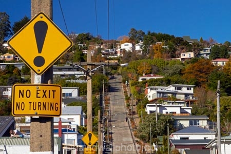 Baldwin-St;Baldwin-Street;Dunedin;hill;hills;N.E.V.;N.Z.;NEV;New-Zealand;North-Dunedin;North-East-Valley;NZ;Otago;road-sign;road-signs;S.I.;SI;sign;signs;slope;slopes;South-Is;South-Is.;South-Island;steep;Sth-Is;street-sign;street-signs;the-steepest-street-in-the-world;warning-sign;warning-signs;worlds-steepest-street;worlds-steepest-street