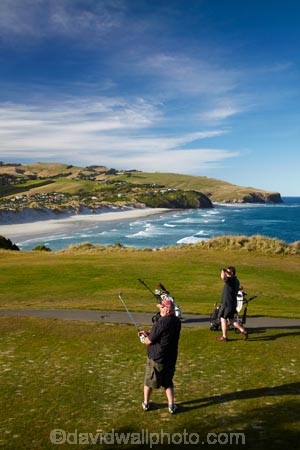 bunker;bunkers;Chisholm-Park-Golf-Course;Dunedin;fairway;fairways;flag;game;golf-course;golf-courses;golf-link;golf-links;golfer;Golfers;green;greens;hole;N.Z.;New-Zealand;NZ;ocean;Otago;pacific;put;putting;relax;S.I.;SI;South-Is;South-Island;sport;Sth-Is;Tomahawk-Beach;waves