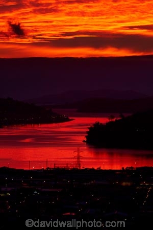 break-of-day;calm;cloud;clouds;dawn;dawning;daybreak;Dunedin;first-light;harbor;harbors;harbour;harbours;morning;N.Z.;New-Zealand;NZ;orange;Otago;Otago-harbor;Otago-Harbour;Otago-Peninsula;placid;quiet;reflected;reflection;reflections;S.I.;serene;SI;skies;sky;smooth;South-Is;South-Is.;South-Island;Sth-Is;still;sunrise;sunrises;sunup;tranquil;twilight;water