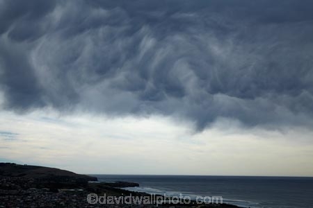 approaching-storm;approaching-storms;black-cloud;black-clouds;cloud;clouds;cloudy;dark;dark-cloud;dark-clouds;Dunedin;gray-cloud;gray-clouds;grey-cloud;grey-clouds;N.Z.;New-Zealand;NZ;Otago;rain-cloud;rain-clouds;rain-storm;rain-storms;S.I.;SI;South-Is;South-Is.;South-Island;St-Kilda-Beach;Sth-Is;storm;storm-cloud;storm-clouds;storms;unusual-storm-clouds;unusual-weather;weather