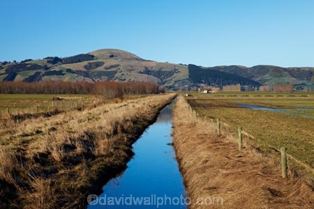 agricultural;agriculture;brook;brooks;calm;country;countryside;creek;creeks;drain;drainage-channel;drainage-channels;drainage-ditch;drainage-ditches;drains;Dunedin;farm;farming;farmland;farms;fenced-riparian-strip;field;fields;meadow;meadows;N.Z.;New-Zealand;NZ;Otago;paddock;paddocks;pasture;pastures;placid;quiet;reflected;reflection;reflections;riparian-area;riparian-areas;riparian-buffer;riparian-buffer-zone;riparian-buffer-zones;riparian-buffers;riparian-strip;riparian-strips;riparian-zone;riparian-zones;rural;S.I.;serene;SI;smooth;South-Is;South-Island;still;stream;streams;Taieri-Plain;Taieri-Plains;tranquil;water;watercourse;watercouses;waterway;waterways