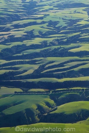 aerial;aerial-image;aerial-images;aerial-photo;aerial-photograph;aerial-photographs;aerial-photography;aerial-photos;aerial-view;aerial-views;aerials;agricultural;agriculture;country;countryside;Dunedin;farm;farming;farmland;farms;field;fields;green;meadow;meadows;N.Z.;New-Zealand;NZ;Otago;paddock;paddocks;pasture;pastures;rolling-farmland;rolling-hills;rural;South-Is;South-Island;Sth-Is