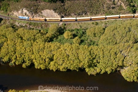 train;trains;carriage;carriages;historic;historical;high;yellow;steel;rail;excursion;tourism;transport;travel;rail;taieri-gorge-train;taieri-river;taieri-gorge;travel;dunedin;south-island;new-zealand