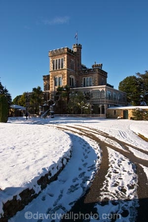 architecture;building;buildings;car-tracks;castle;castles;cold;driveway;Dunedin;fountain;fountains;freezing;grand;historic;historical;history;Larnach-Castle;larnachs-castle;larnachs-castle;manor;New-Zealand;old;otago-peninslar;Otago-Peninsula;season;seasonal;seasons;snow;snow-tracks;snowy;South-Island;tracks;white;winter