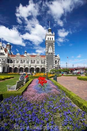 1906;architecture;building;buildings;city-gardens;clock;clock-tower;clock-towers;color;colorful;colors;colour;colourful;colours;council-gardens;Dunedin;Dunedin-Railway-Station;Flemish-Renaissance-style;floral;flower;flower-bed;flower-beds;flower-garden;flower-gardens;flowers;garden;gardens;George-A-Troup;Gingerbread-George;heritage;Historic;historic-building;historic-buildings;historical;historical-building;historical-buildings;history;New-Zealand;old;Otago;rail-station;rail-stations;railway;railway-station;railway-stations;railways;South-Island;tradition;traditional;train-station;train-stations
