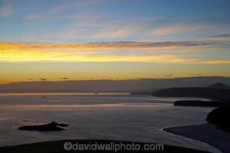 beach;beaches;coast;coastal;coastline;coastlines;coasts;Dunedin;dusk;evening;Lawyers-Head;Lawyers-Head;N.Z.;New-Zealand;nightfall;NZ;Ocean;Oceans;Otago;Pacific-Ocean;S.I.;sea;shore;shoreline;shorelines;shores;SI;sky;Smaills-Beach;Smaills-Beach;South-Island;sunset;sunsets;twilight