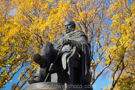 autuminal;autumn;autumn-colour;autumn-colours;autumnal;building;buildings;color;colors;colour;colours;deciduous;Dr-Stuart-Statue;Dr-Stuarts-Statue;Dr.-Stuart-Statue;Dr.-Stuarts-Statue;Dunedin;fall;heritage;historic;historical;history;leaf;leaves;N.Z.;New-Zealand;NZ;old;Queens-Gardens;S.I.;season;seasonal;seasons;SI;South-Is.;South-Island;statue;statues;tradition;traditional;tree;trees