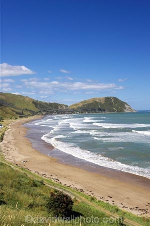 beach;beaches;coast;coastal;coastline;Eastland;Gisborne;Makorori-Beach;new-zealand;north-is.;north-island;ocean;oceans;sand;sandy;sea;shore;shoreline;surf;tatapouri-point;wave;waves