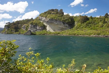 Eastland;lake;Lake-Waikaremoana;lakes;N.I.;N.Z.;national-park;national-parks;New-Zealand;NI;North-Is;North-Is.;North-Island;NZ;Te-Urewera-N.P.;Te-Urewera-National-Park;Te-Urewera-NP;Urewera-National-Park