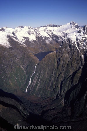 aerials;bluff;bluffs;cliff;cliffs;falls;glacial-valley;great-walk;great-walks;lake-quill,cascade;milford-track;natural;nature;scene;scenic;south_west-New-Zealand-World-Heritage-Area-south-west;te-wahi-pounamu;water-fall;waterfall;waterfalls