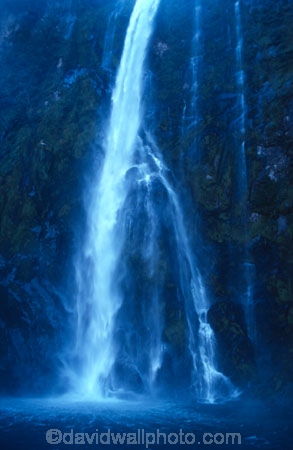 cascade;coast;coastal;coastline;falls;fiord;fiords;fjord;fjords;natural;nature;people;person;scene;scenic;sounds;south-west;te-wahipounamu-south_west-new-zealand-world-hertitage-area;water-fall;waterfall;waterfalls