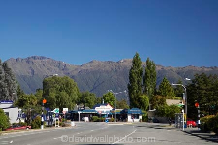 altitude;bush-line;bush-lines;bush_line;bush_lines;bushline;bushlines;Fiordland;Lakefront-Drive;N.Z.;New-Zealand;NZ;road;roads;S.I.;SI;snow-line;snow-lines;snow_line;snow_lines;snowline;snowlines;South-Island;Southland;street;streets;Te-Anau;town;towns;tree-line;tree-lines;tree_line;tree_lines;treeline;treelines