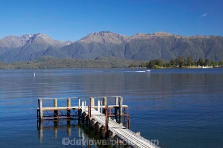 clean;Fiordland;jetties;jetty;lake;Lake-Te-Anau;lakes;N.Z.;New-Zealand;NZ;pier;piers;pristine;S.I.;SI;South-Island;Southland;Te-Anau;water-clear;waterside;wharf;wharfes;wharves