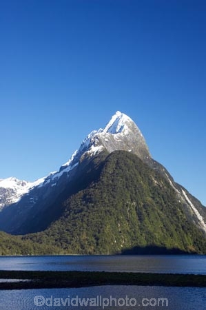 coast;coastal;coastline;fiord;fiordland;Fiordland-N.P;Fiordland-National-Park;Fiordland-NP;Fiords;Fjord;Fjords;foreshore;island;kb1a5521;milford;milford-sound;mitre;mitre-peak;mountain;mountain-peak;mountains;N.Z.;national;national-park;National-parks;new;new-zealand;NZ;park;peak;peaks;S.I.;shore;shoreline;SI;snow;snow-capped;snow_capped;snowcapped;sound;sounds;south;South-Is.;South-Island;south-west-new-zealand-world-her;Southland;summit;summits;te-wahipounamu;te-wahipounamu-south_west-new;World-Heritage-Area;World-Heritage-Site;zealand