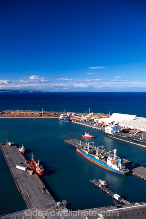 harbor;harbors;harbours;port;ports;waterfront;dock;moor;moors;mooring;container;containers;cargo;freight;surface;shipping;shipping-lines;container-terminal;ship;tourism;wharf;whaves