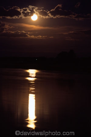 moon;night;darkness;light;dark;reflection;sky;clouds;rivers;water;watercourse