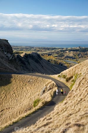 children;Hawkes-Bay;hill;hills;mother;mothers;N.I.;N.Z.;New-Zealand;NI;North-Island;NZ;people;road;roads;stroller;strollers;Te-Mata-Peak;walker;walkers;walking