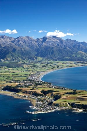 aerial;aerial-photo;aerial-photography;aerial-photos;aerial-view;aerial-views;aerials;coast;coastal;coastline;coastlines;coasts;Kaikoura;Kaikoura-Peninsula;Kaikoura-Peninsular;Marlborough;N.Z.;New-Zealand;NZ;ocean;S.I.;sea;Seaward-Kaikoura-Range;Seaward-Kaikoura-Ranges;shore;shoreline;shorelines;shores;SI;South-Bay;South-Island;water