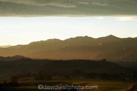 cloud;cloud-banks;clouds;Kaikoura;Kaikoura-Coast;late-light;Marlborough;N.Z.;New-Zealand;NZ;S.I.;SI;South-Island