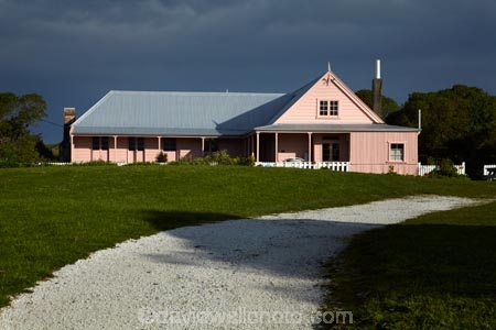 approaching-storm;approaching-storms;black-cloud;black-clouds;building;buildings;cloud;clouds;cloudy;dark-cloud;dark-clouds;fyfe-house;fyffe-house;fyffe-house-historic-area;gray-cloud;gray-clouds;grey-cloud;grey-clouds;heritage;historic;historic-building;historic-buildings;historical;historical-building;historical-buildings;history;kaikoura;Kaikoura-Coast;marlborough;new-zealand;NZ;old;rain-cloud;rain-clouds;rain-storm;rain-storms;S.I.;South-Is;south-island;Sth-Is;storm;storm-cloud;storm-clouds;storms;thunder-storm;thunder-storms;thunderstorm;thunderstorms;tradition;traditional;weather;whalers-house;whalers-house