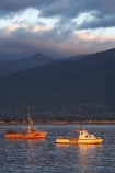 boat;boats;calm;calmness;coast;coastal;coastline;coastlines;coasts;dawn;early-light;early-morning;fishing-boat;fishing-boats;Kaikoura;Kaikoura-Coast;Marlborough;N.Z.;New-Zealand;NZ;ocean;oceans;Pacific-Ocean;S.I.;sea;Seaward-Kaikoura-Range;Seaward-Kaikoura-Ranges;shore;shoreline;shorelines;shores;SI;South-Island;still;stillness;water