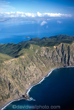 wildlife-reserve;islands;island;cliffs;cliff;bluff;bluffs;coastal;coastline;sea;ocean;tasman;kapiti;north-island;aerial;aerials