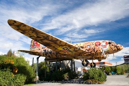 Aeroplane;Aeroplanes;Aircraft;Aircrafts;airline;airliner;airliners;airlines;Airplane;Airplanes;aviation;cafe;cafes;cuisine;DC-3;DC_3;DC3;DC3-Cafe;dine;diners;dining;eat;eating;food;Mangaweka;N.I.;N.Z.;New-Zealand;NI;North-Island;NZ;Plane;Planes;Rangitikei;restaurant;restaurants