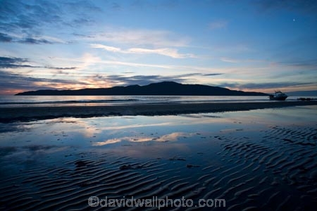 beach;beaches;calm;coast;coastal;coastline;coastlines;coasts;dusk;end-of-day;end-of-the-day;evening;fishing-boat;fishing-boats;foreshore;Kapiti-Coast;Kapiti-Is;Kapiti-Is.;Kapiti-Island;last-light;N.Z.;New-Zealand;nightfall;North-Is;North-Is.;North-Island;NZ;ocean;oceans;Otaheke-Strait;Paraparaumu;Paraparaumu-Beach;placid;pleasure-boat;pleasure-boats;quiet;Rauoterangi-Channel;reflection;reflections;ripple;ripples;sand;sand-ripple;sand-ripples;sandy;sea;seas;serene;shore;shoreline;shorelines;shores;sky;smooth;still;sunset;sunsets;Tasman-Sea;tidal;tides;tranquil;twilight;water