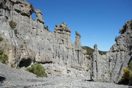 Aorangi-Forest-Park;erode;erosion;formation;formations;geological;geology;island;Lord-of-the-Rings-Location;LOTR-Location;Lower-North-Island;N.I.;N.Z.;new;new-zealand;NI;north;North-Is;north-is.;north-island;NZ;o8l6257;outcrop;outcrops;pinnacle;pinnacles;Pinnacles-Track;putangirua;Putangirua-Pinnacle;Putangirua-Pinnacles;Putangirua-Pinnacles-Scenic-Rese;rock;rock-formation;Rock-Formations;rocks;stone;unusual;unusual-natural-feature;unusual-natural-features;wairarapa;zealand