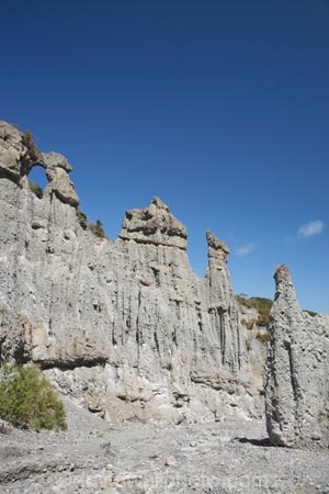 Aorangi-Forest-Park;erode;erosion;formation;formations;geological;geology;island;Lord-of-the-Rings-Location;LOTR-Location;Lower-North-Island;N.I.;N.Z.;new;new-zealand;NI;north;North-Is;north-is.;north-island;NZ;o8l6263;outcrop;outcrops;pinnacle;pinnacles;Pinnacles-Track;putangirua;Putangirua-Pinnacle;Putangirua-Pinnacles;Putangirua-Pinnacles-Scenic-Rese;rock;rock-formation;Rock-Formations;rocks;stone;unusual;unusual-natural-feature;unusual-natural-features;wairarapa;zealand