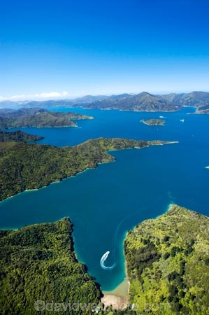 aerial;aerials;bay;bays;beautiful;beauty;boat;boats;bush;coast;coastal;coastline;coastlines;coasts;cove;coves;cruise;cruises;endemic;forest;forests;green;inlet;inlets;launch;launches;marlborough;Marlborough-Sounds;native;native-bush;natives;natural;nature;new-zealand;nz;picton;pleasure-boat;pleasure-boats;queen-charlotte-sound;scene;scenic;sea;shore;shoreline;shorelines;shores;sound;sounds;south-island;speed-boat;speed-boats;Torea-Bay;tree;trees;wake;water;woods